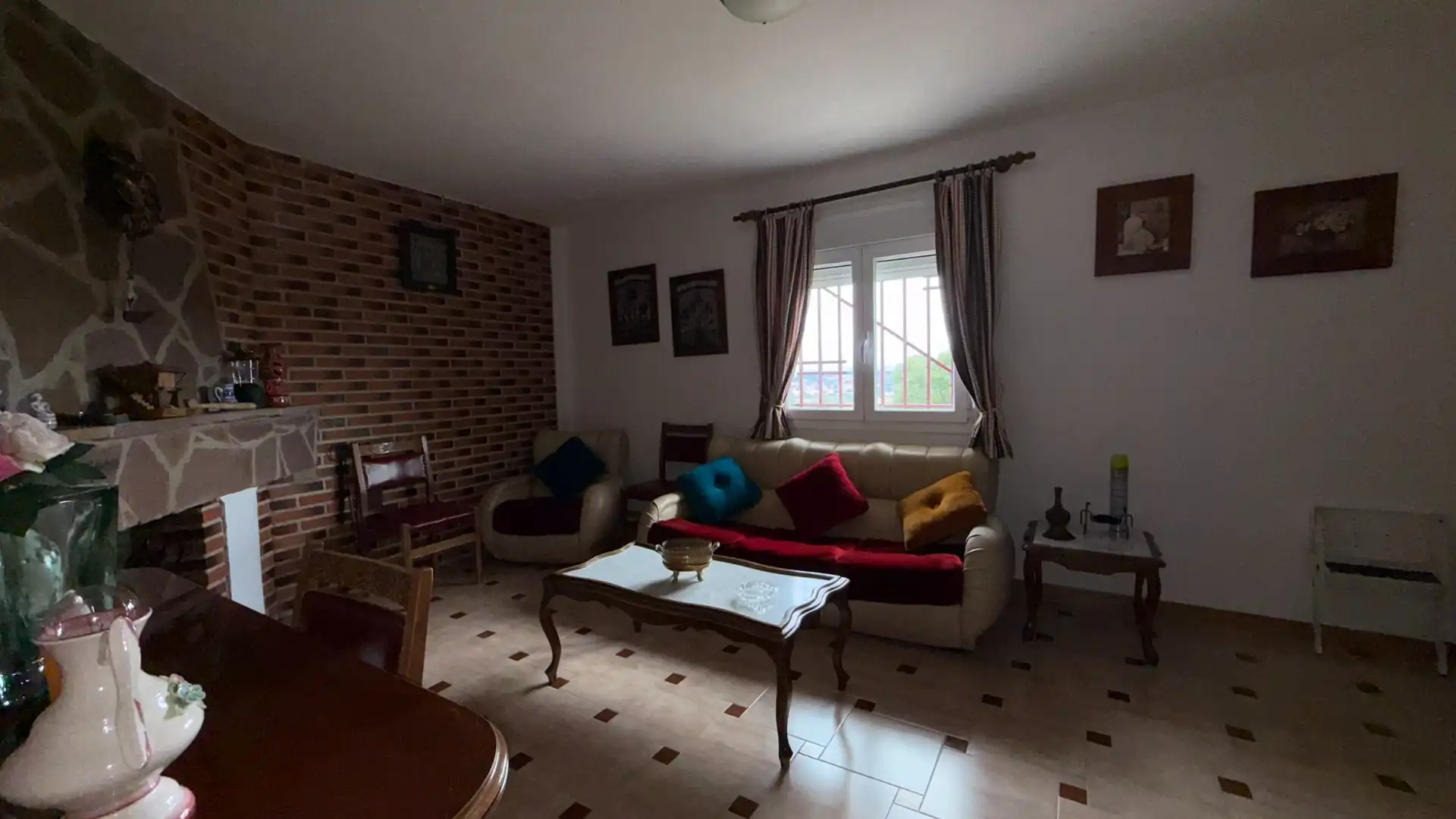 Sala de estar de Casa o chalet en venta en Aldea del Fresno con Terraza, Horno y Lavadora