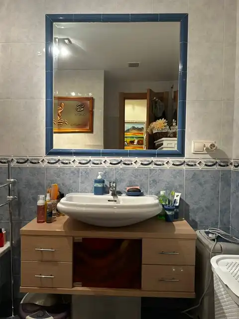 Bathroom of Flat for sale in Vilagarcía de Arousa  with Parquet flooring, Storage room and Furnished