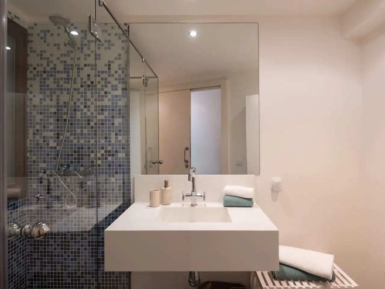 Bathroom of Flat for rent in Centre