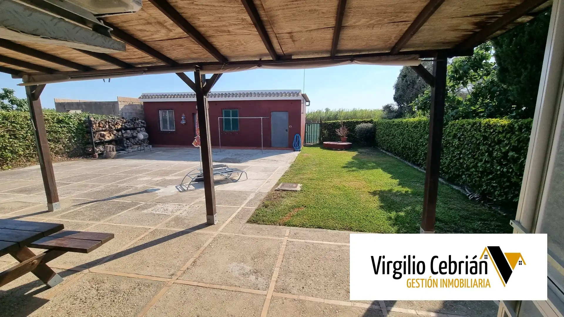Country homes for sale in Chipiona  with Air Conditioner, Private garden and Storage room