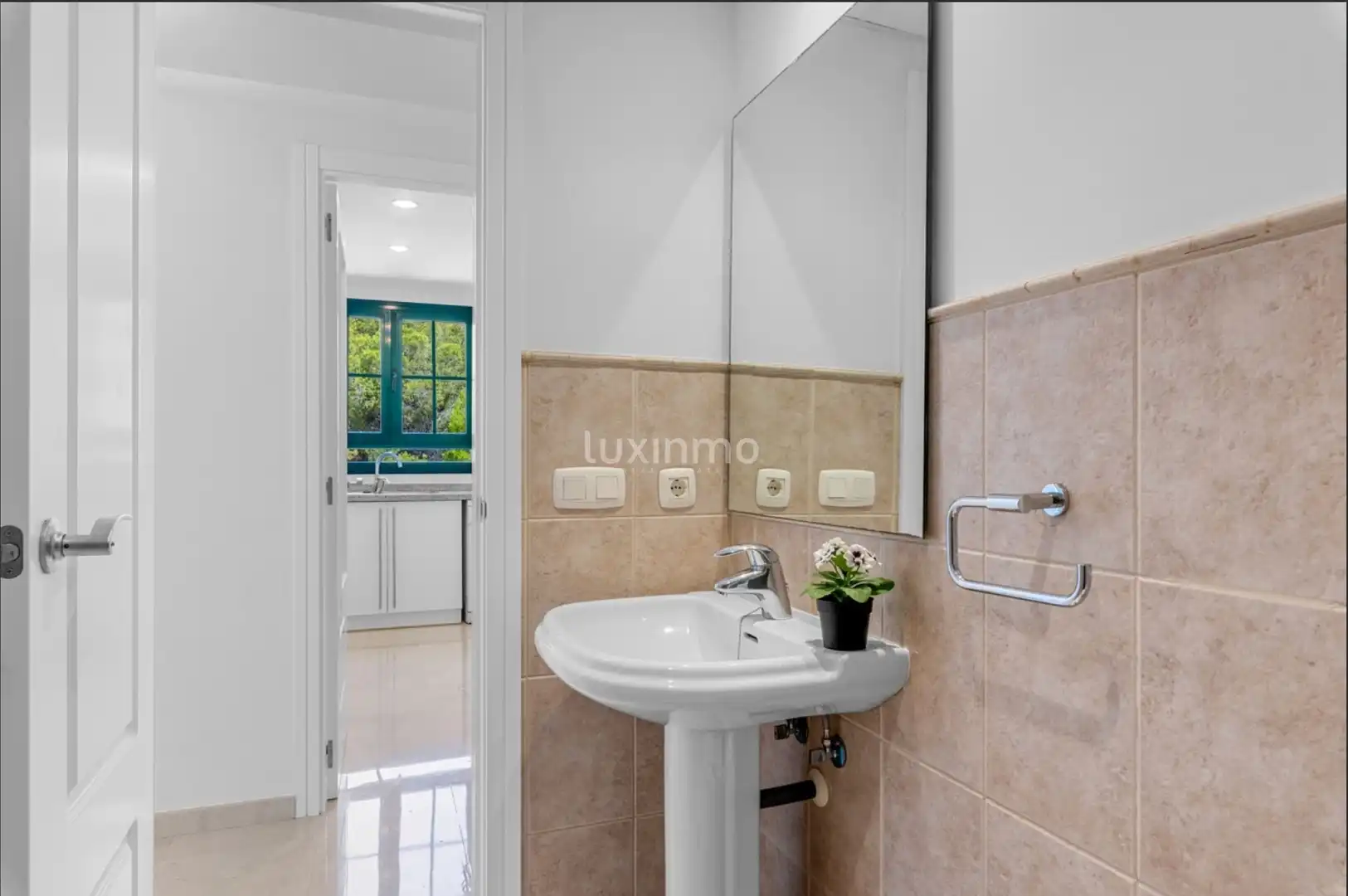 Flat with terrace for sale in Golf Bahía, imagen 17