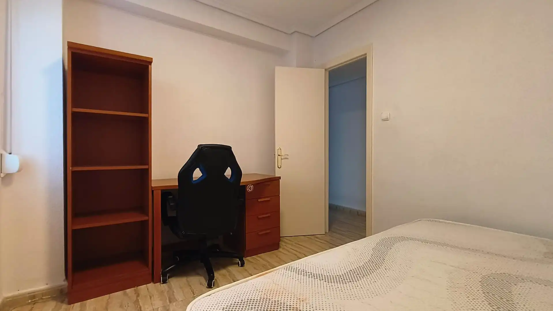 Habitación de Piso de alquiler en Alzira con Aire acondicionado y Horno