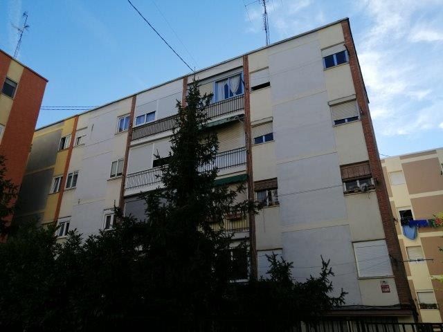 Vista exterior de Local en venda en  Madrid Capital