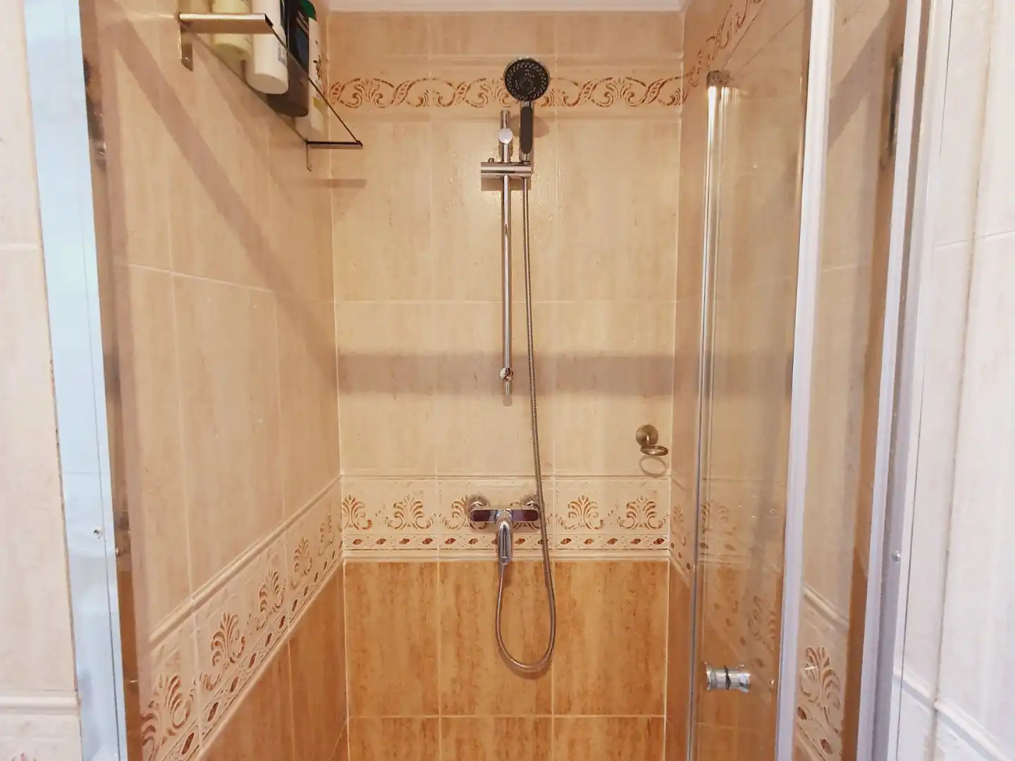 Bany de Casa adosada en venda en Alhaurín de la Torre amb Aire condicionat, Terrassa i Piscina