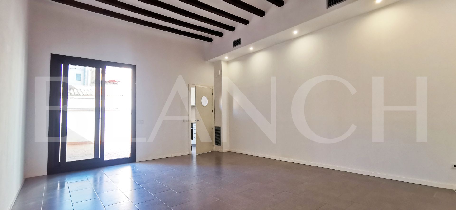 Flat to rent in Mataró  with Air Conditioner, Heating and Terrace