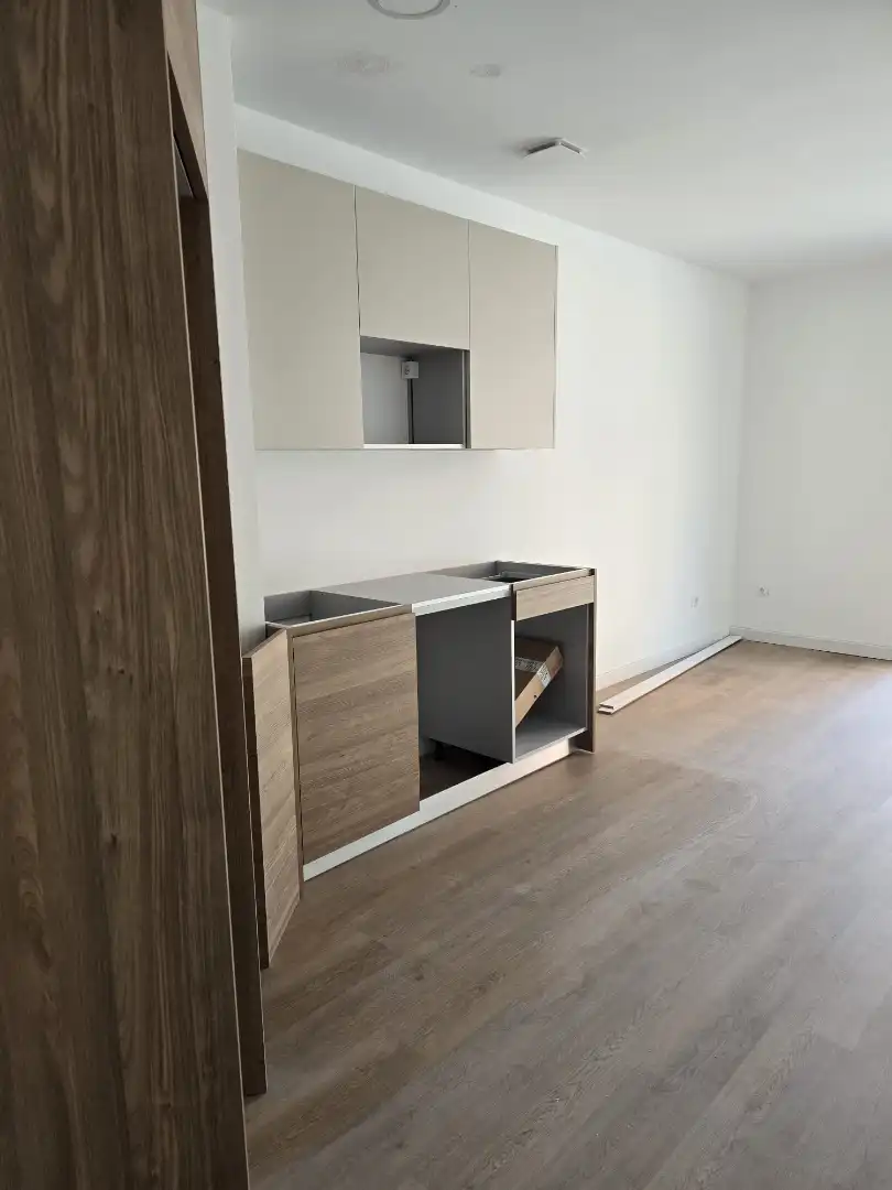 Cuina de Apartament en venda en Madrid amb Calefacció, Moblat i Forn