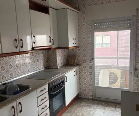 Cocina de Apartamento en venta en Escucha