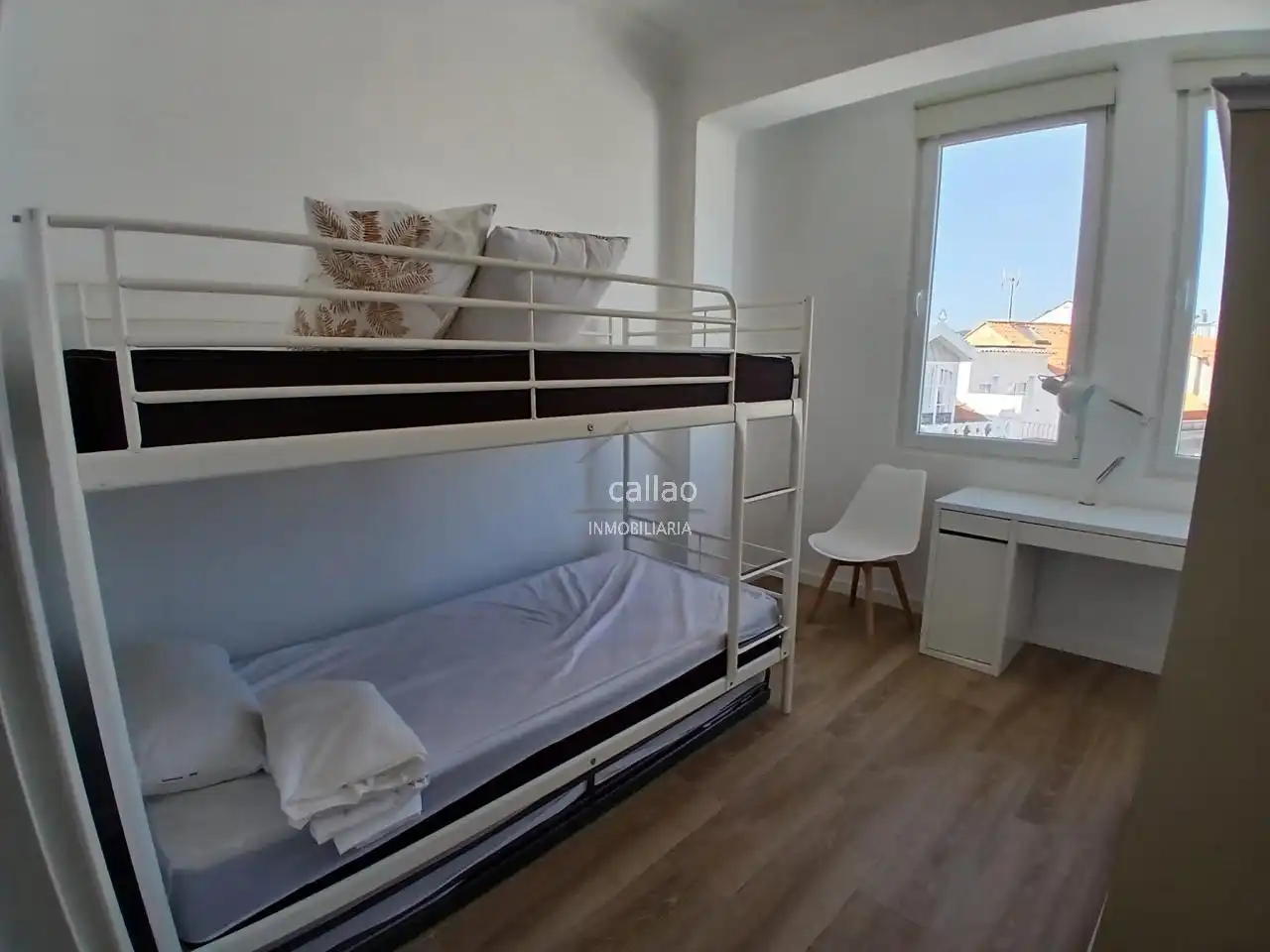 Schlafzimmer von Wohnung zur Miete in Ares, A Coruña