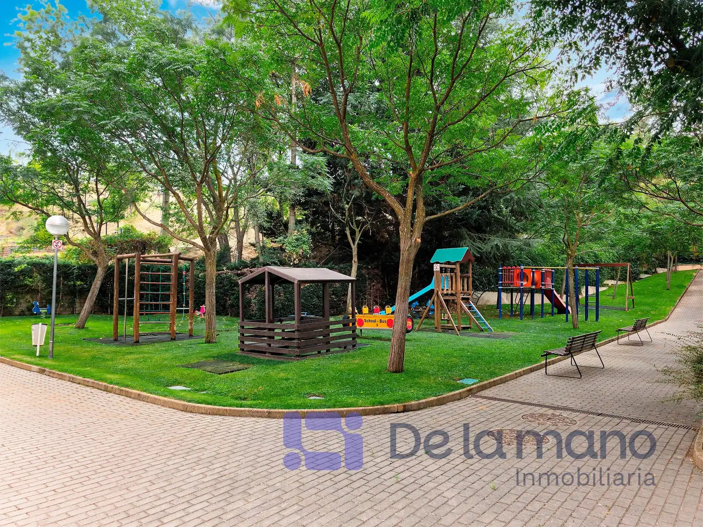 Flat for rent in Avenida TALGO, 89, Aravaca