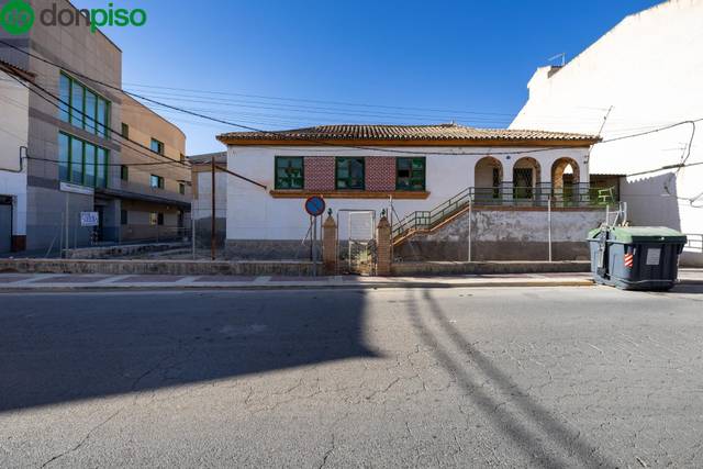 Casa-chalet en Venta en Calle de las Islas en Fuente Vaqueros