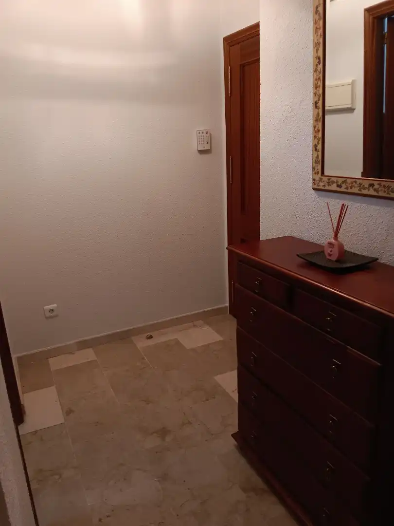 Wohnung zur Miete in Calle Begonia, Cavaleri
