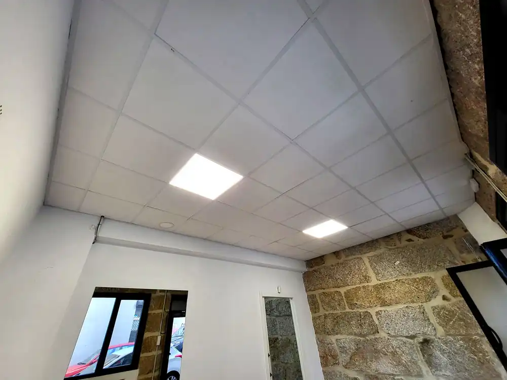 Local comercial en alquiler en Rúa de Roade 68, imagen 12