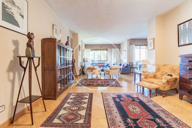 Piso en Venta en Mirasierra