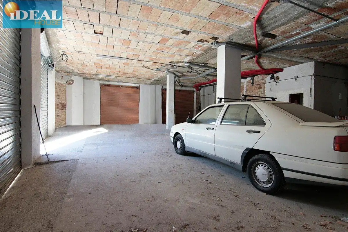 Business premises for sale in Residencial Triana - Barrio Alto, imagen 4