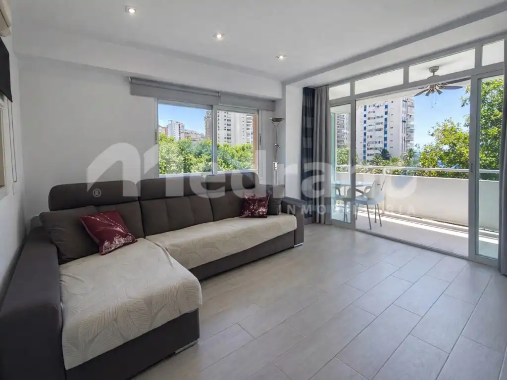 Wohnzimmer von Wohnungen zum Verkauf in Benidorm mit Klimaanlage und Terrasse