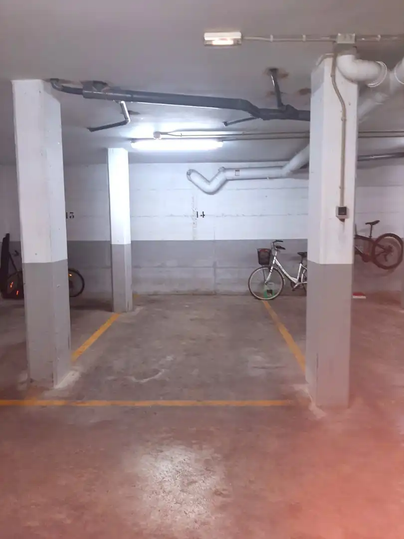 Parkplatz von Garage zum Verkauf in Cunit
