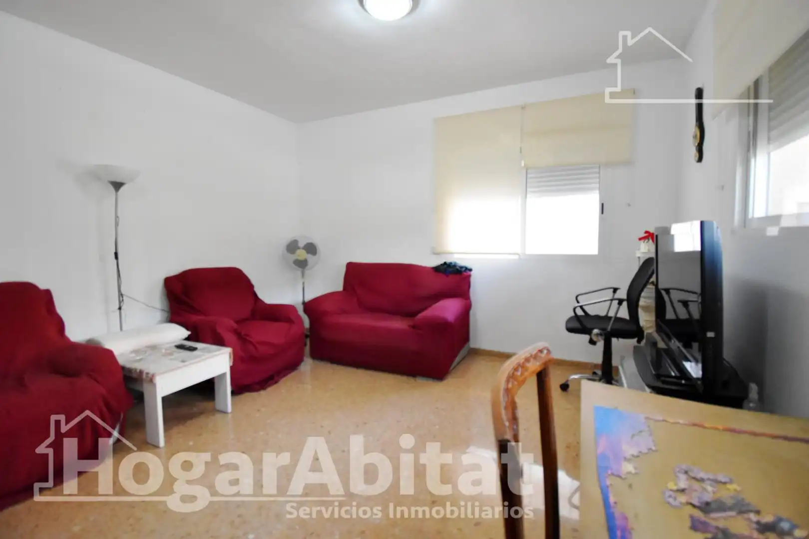 Sala d'estar de Pis en venda en Piles amb Traster, Moblat i Alarma