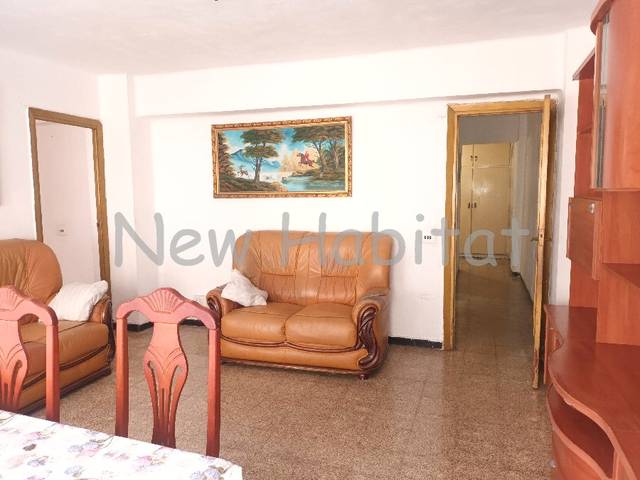 Piso en Venta en Carrer Clara Campoamor en Zona Avenida del Mar