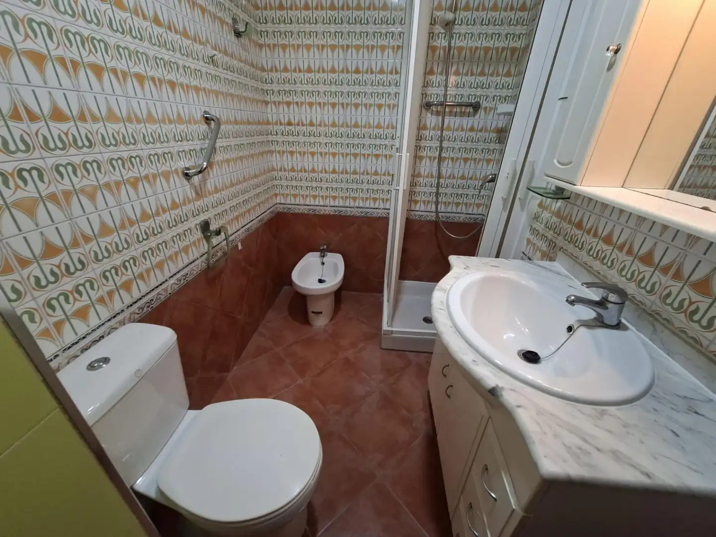 Baño de Piso de alquiler en Molina de Segura con Aire acondicionado, Amueblado y Balcón