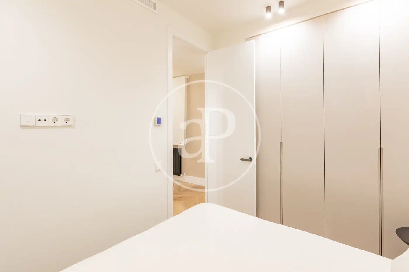 Appartamento con terrazza in vendita a Calle de Viriato, imagen 21