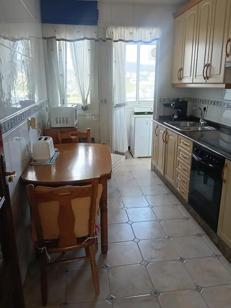 Cocina de Piso en venta en A Coruña Capital  con Calefacción y Trastero