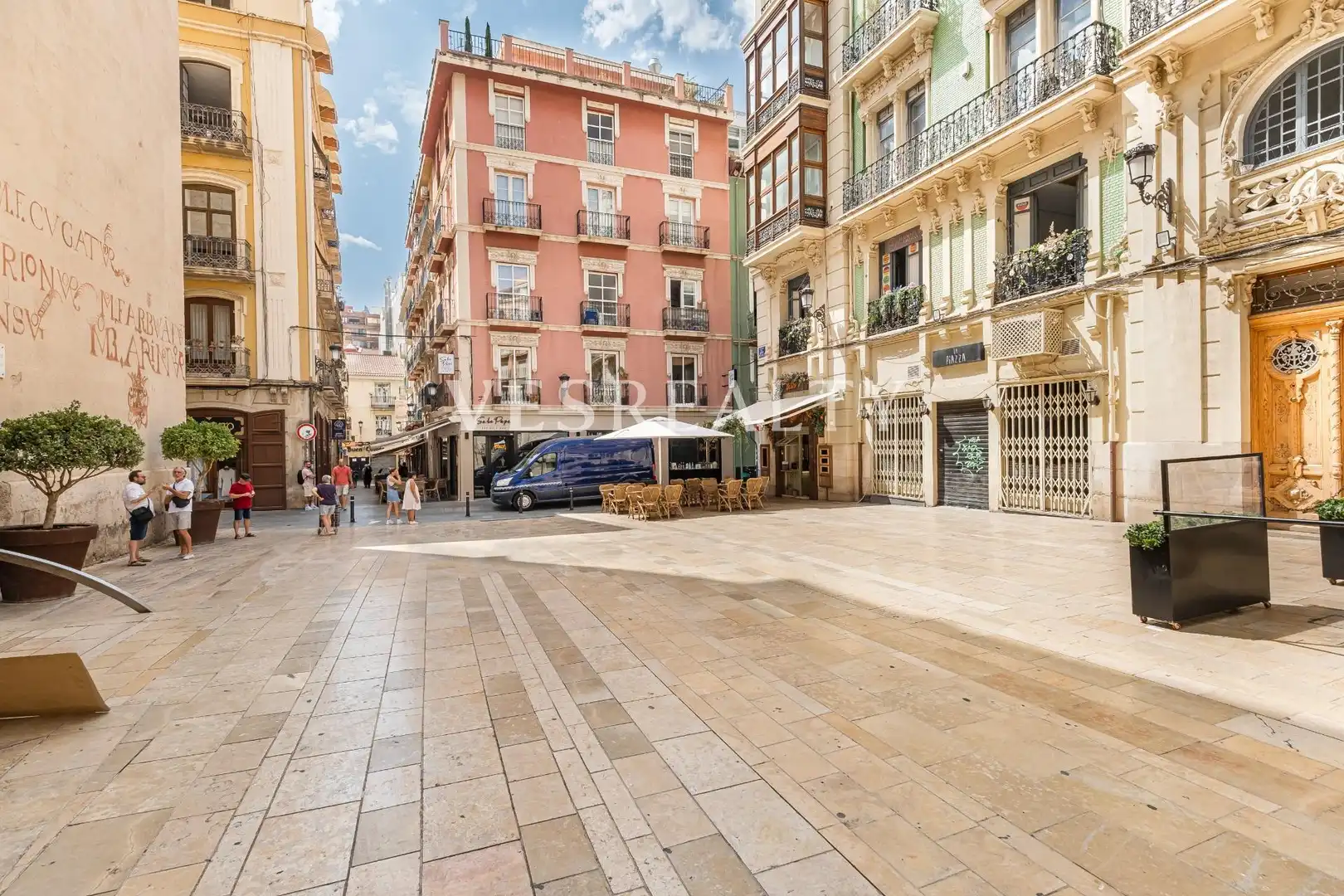 Vista exterior de Estudi en venda en Alicante / Alacant amb Aire condicionat i Calefacció