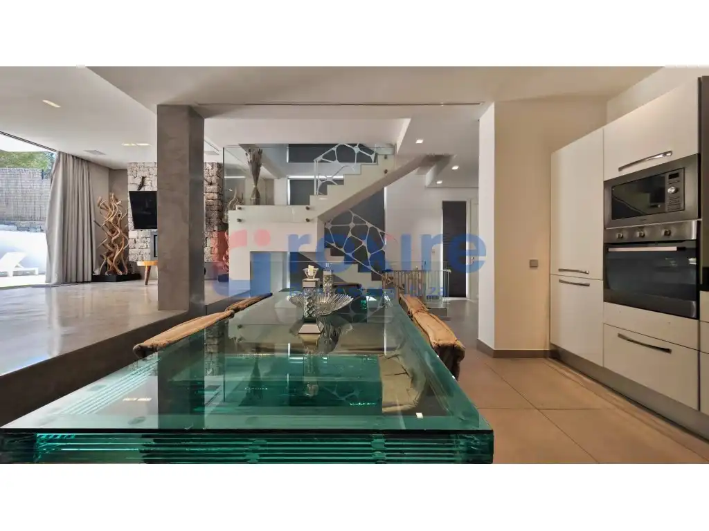 Casa o xalet en venda en Santa Eulària des Riu amb Aire condicionat, Jardí privat i Terrassa