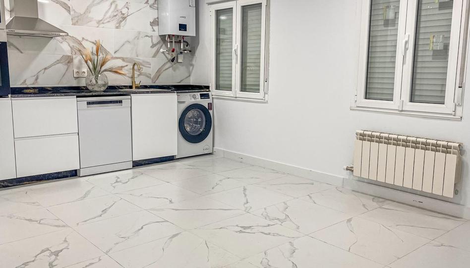 Foto 1 de Planta baixa en venda a Calle de Pérez Galdós, 25, Crucero, León