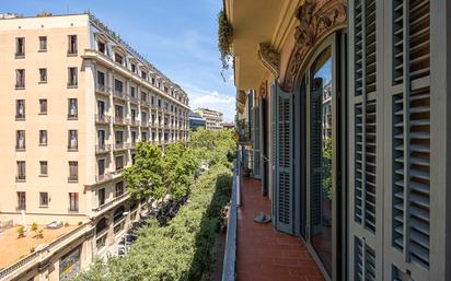 Exterior view of Flat to rent in  Barcelona Capital  with Air Conditioner, Heating and Furnished