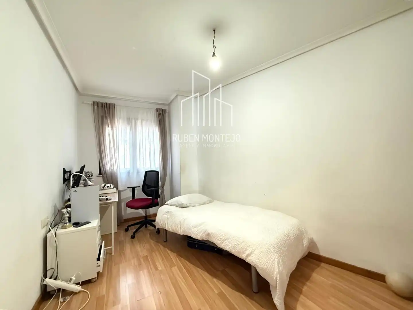 Habitación de Piso en venta en Castellanos de Moriscos con Calefacción, Horno y Lavadora