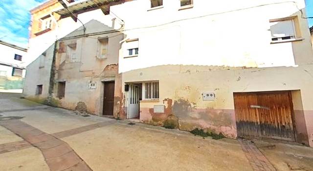 Casa-chalet en Venta en Calle la Iglesia en Cañas