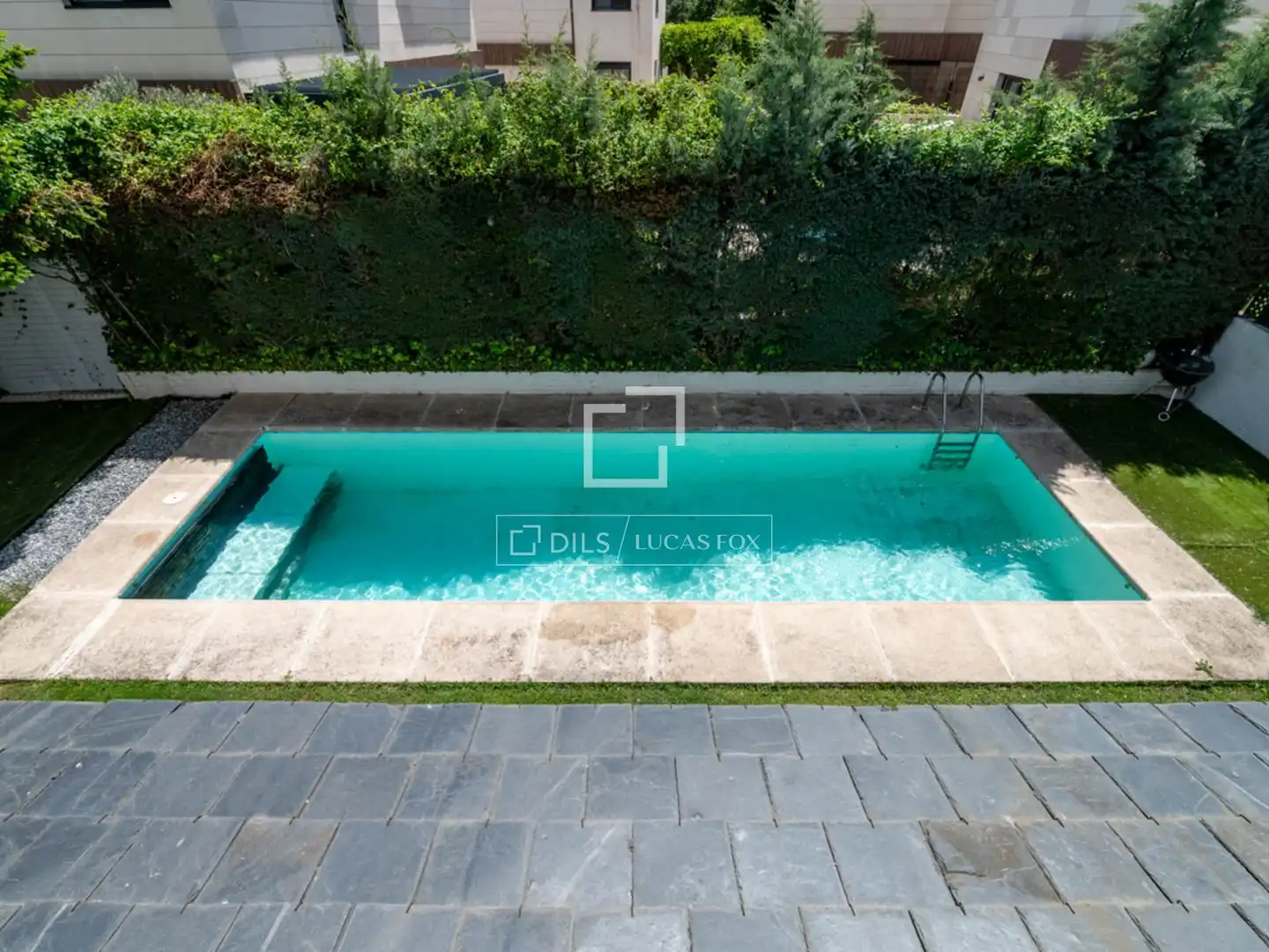 Piscina de Casa o xalet en venda en La Moraleja amb Aire condicionat, Calefacció i Jardí privat