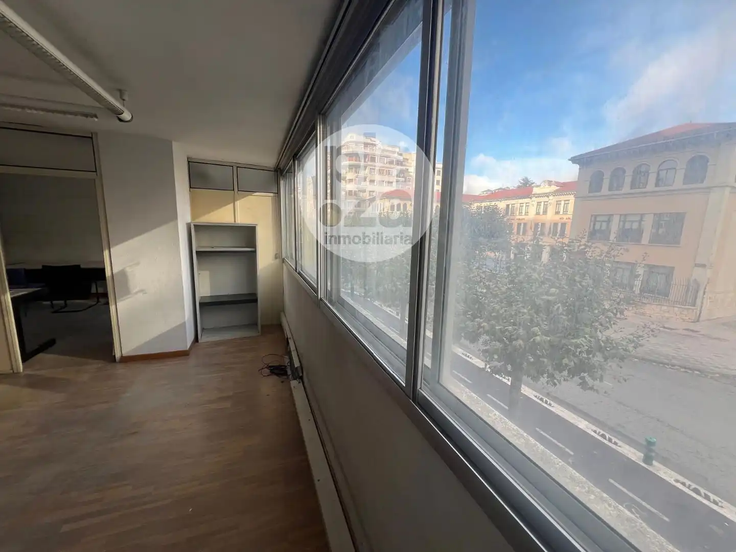 Dormitori de Oficina en venda en Burgos