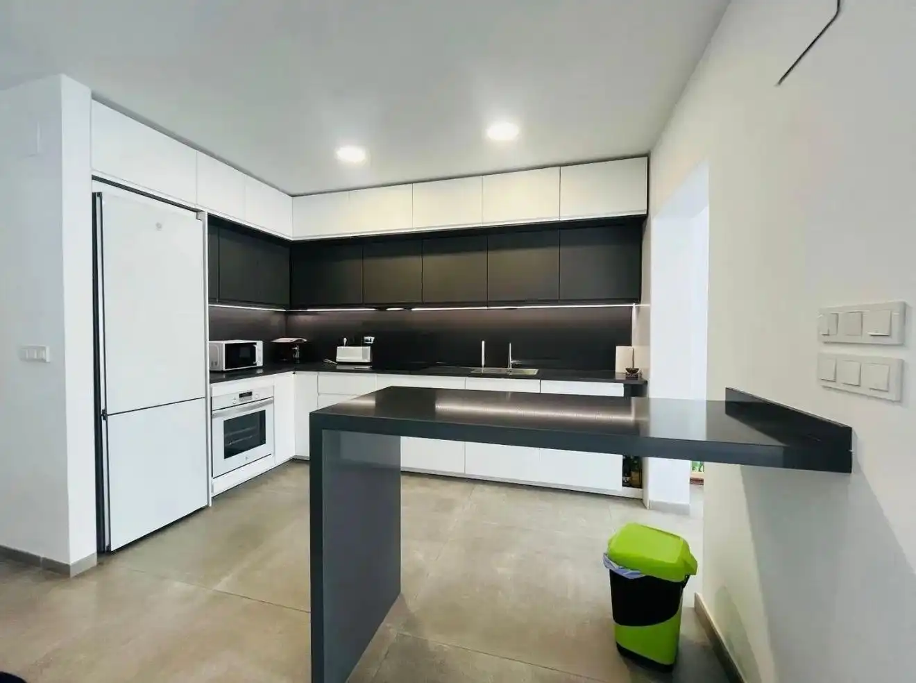 Cocina de Casa adosada en venta en La Nucia con Aire acondicionado, Terraza y Amueblado