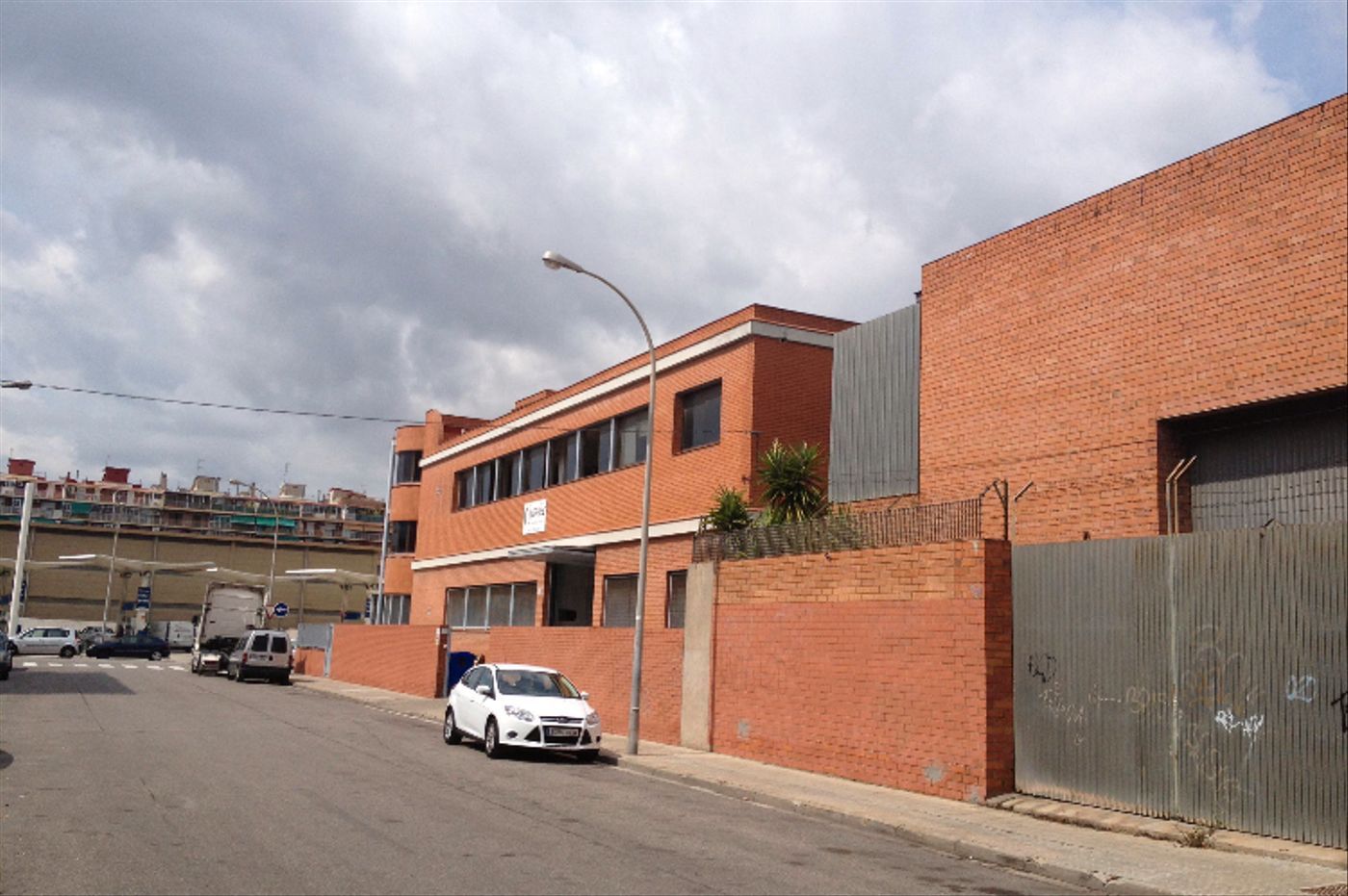 Vista exterior de Nau industrial de lloguer en El Prat de Llobregat amb Calefacció