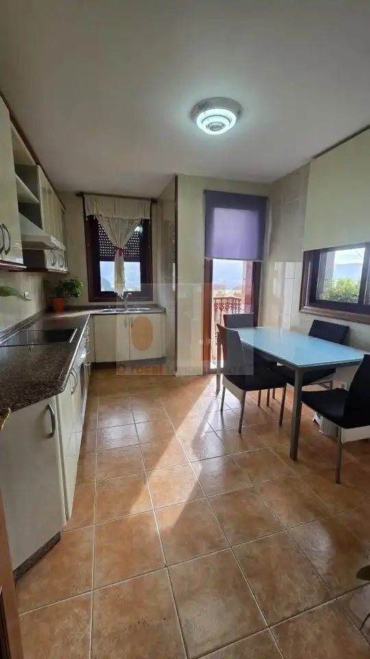 Cocina de Casa o chalet en venta en Moaña con Calefacción, Jardín privado y Amueblado