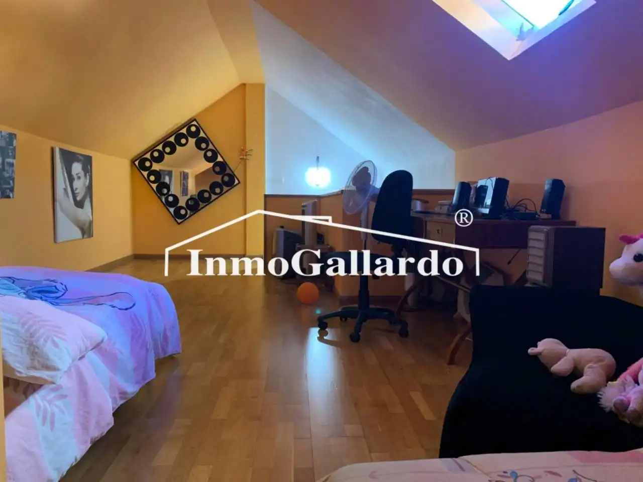 Casa aparellada amb jardí en venda a Este, imagen 30