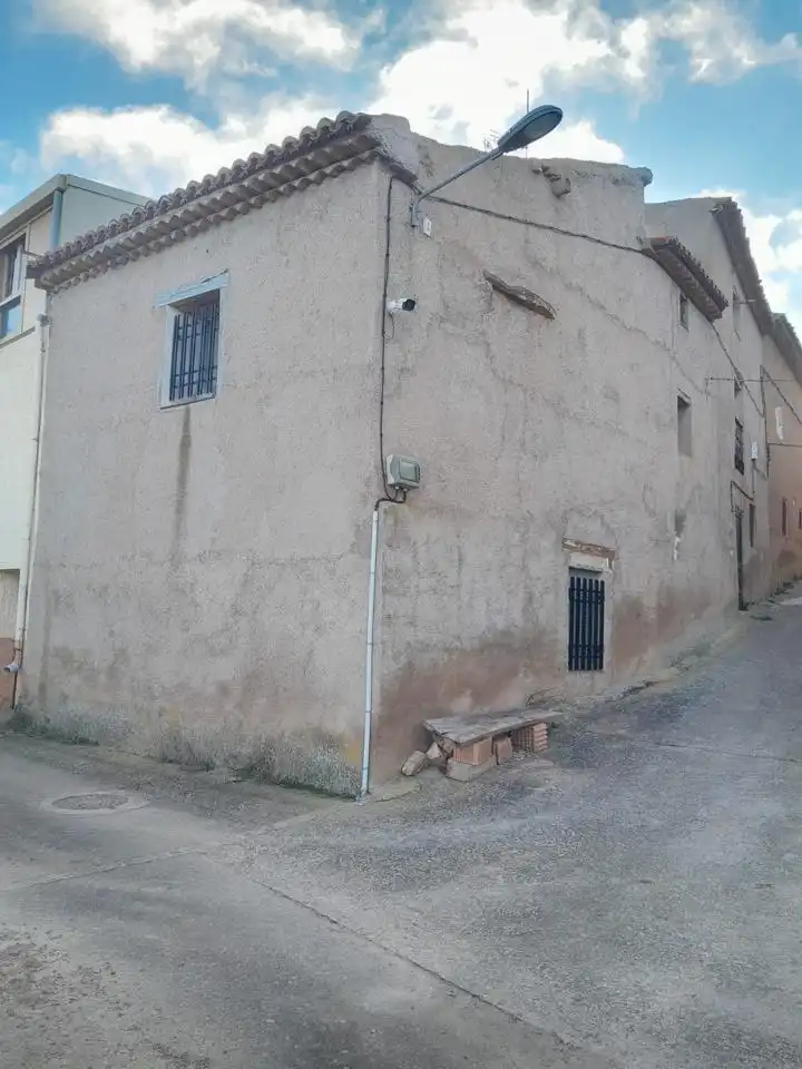 Vista exterior de Casa o chalet en venta en Cabolafuente con Balcón