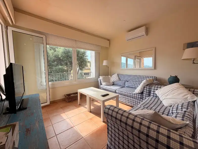 Living room of Flat for sale in Palafrugell  with Air Conditioner, Heating and Terrace
