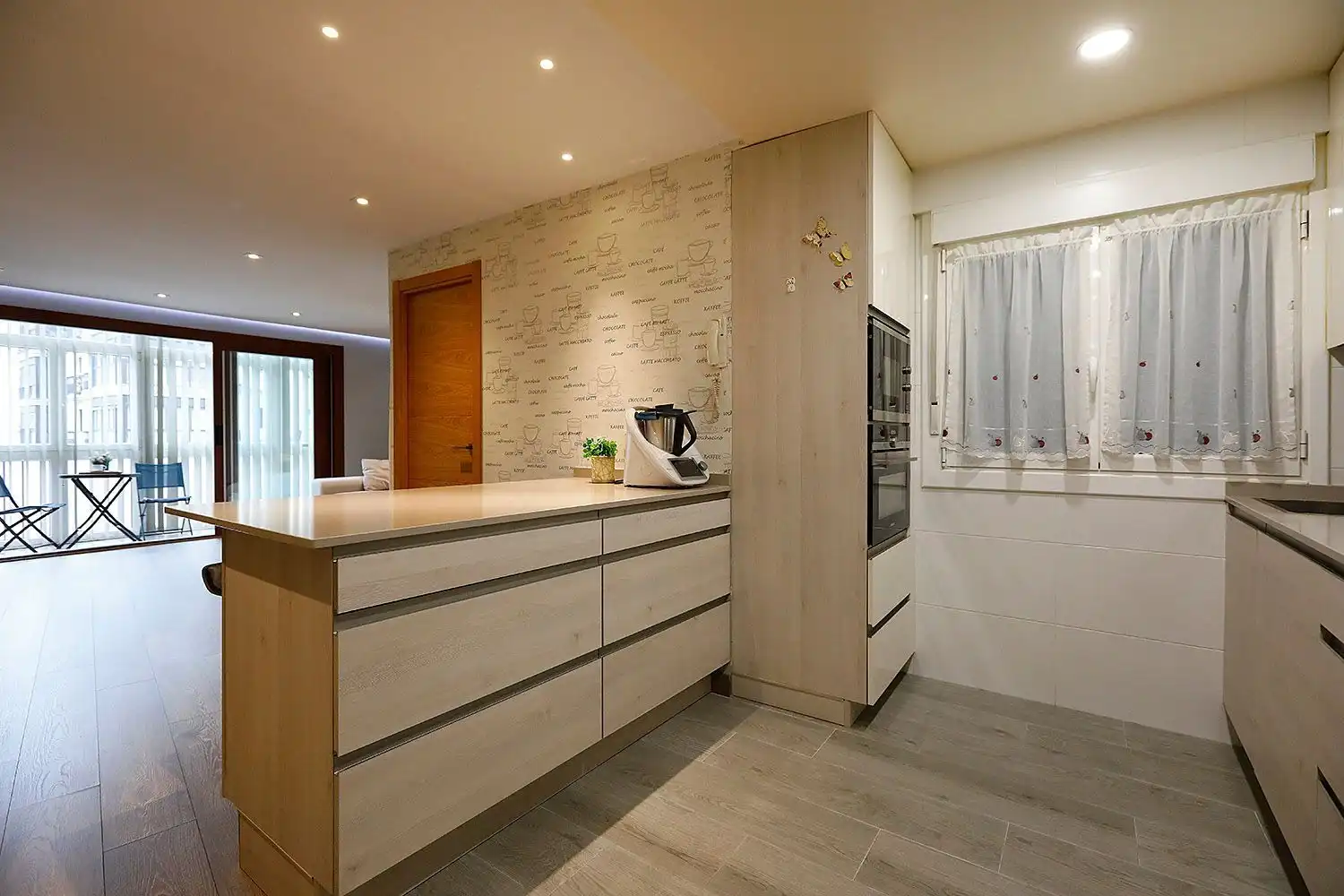 Küche von Wohnung zum Verkauf in Irun  mit Heizung und Terrasse