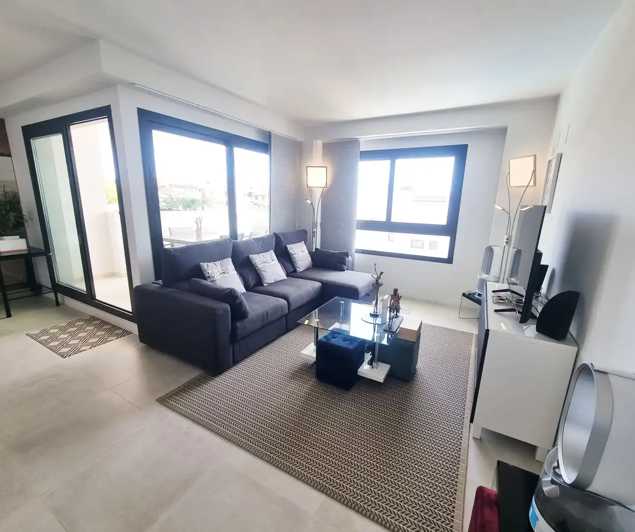 Sala de estar de Piso en venta en Benalmádena con Aire acondicionado, Calefacción y Terraza