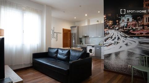Photo 2 of Apartment to share in Cortes - Huertas, Madrid
