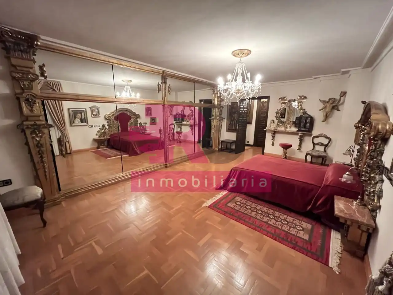 Dormitori de Casa o xalet en venda en Cabrerizos amb Calefacció, Jardí privat i Parquet