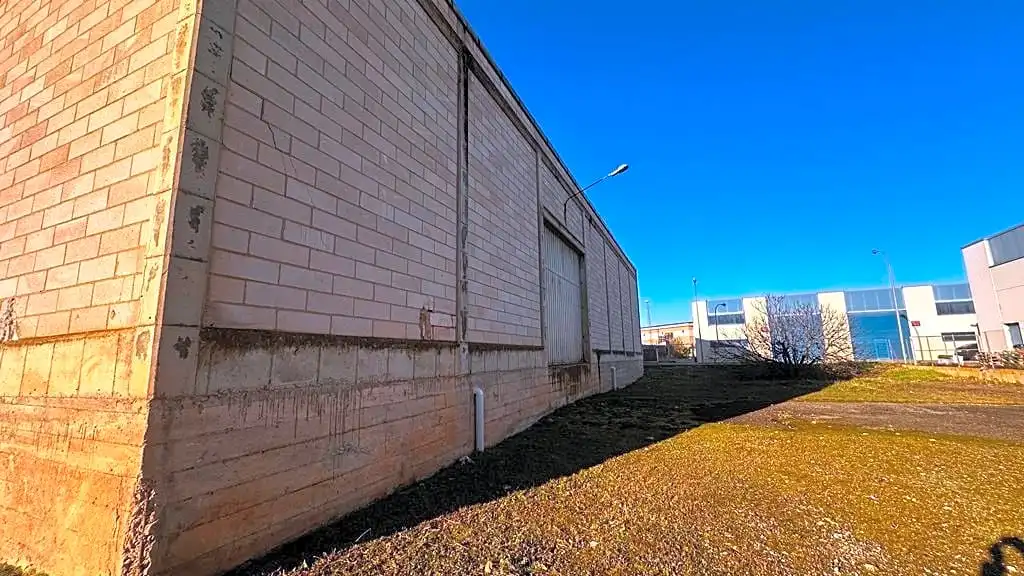Exterior view of Industrial buildings for sale in Entrena
