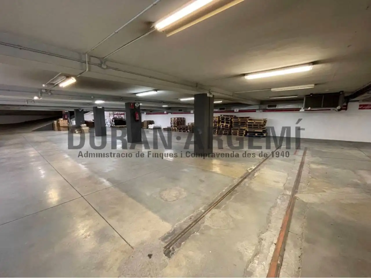 Parking de Edificio en venta en Terrassa