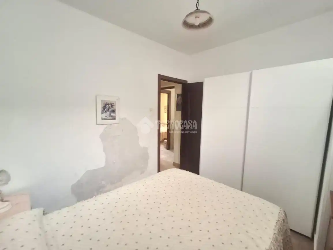 Casa aparellada en venda a La Carolina, imagen 9
