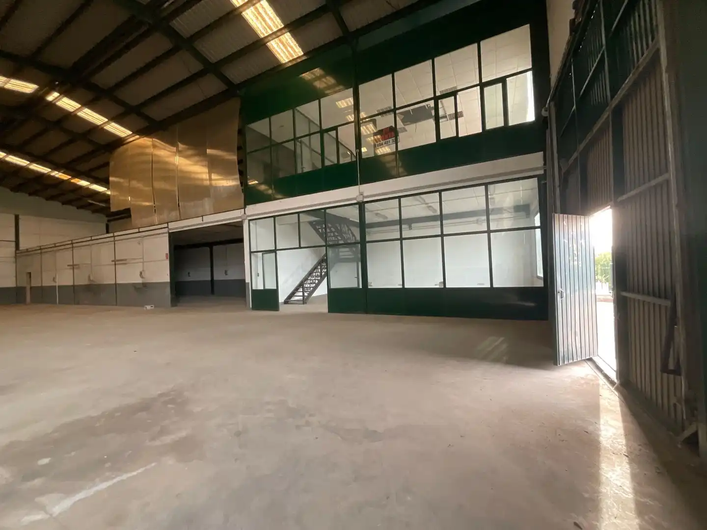Nave industrial de alquiler en Villanueva de Algaidas