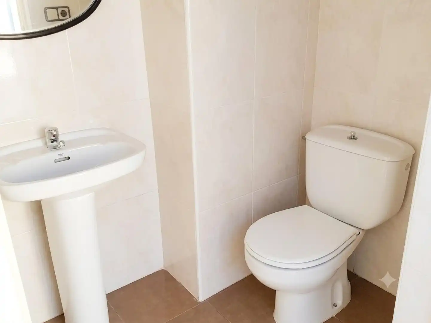 Bany de Casa o xalet en venda en Andorra (Teruel) amb Calefacció, Terrassa i Piscina