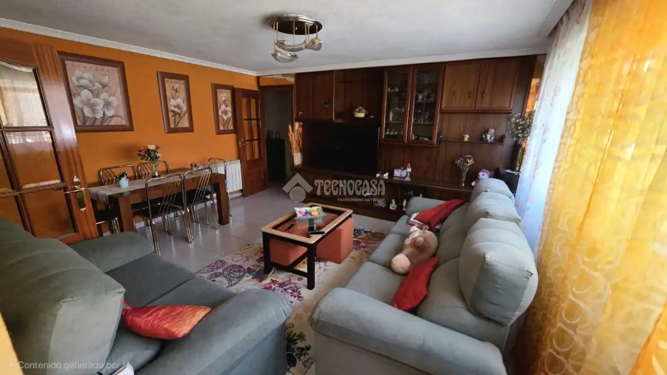 Sala d'estar de Pis en venda en Madrid amb Calefacció i Terrassa