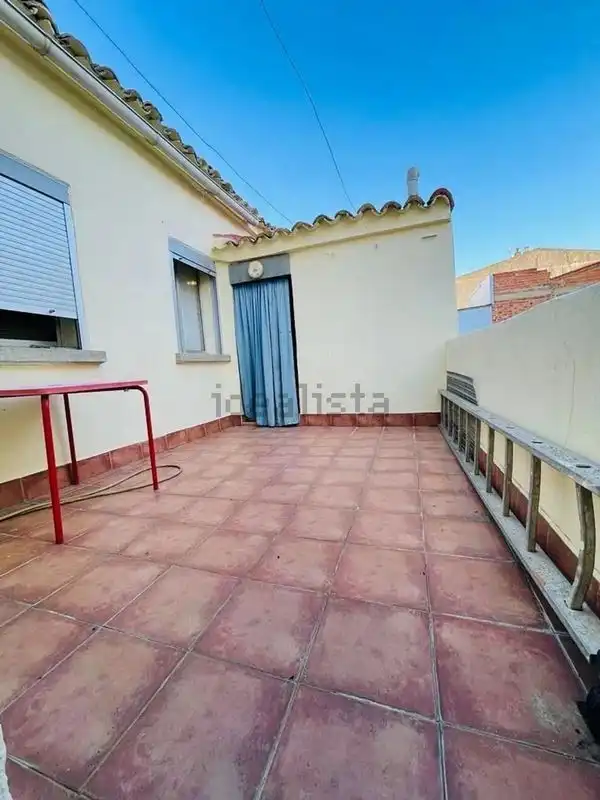 Exterior view of Houses for sale in Zaragoza  with Heating, Terrace and Storage room